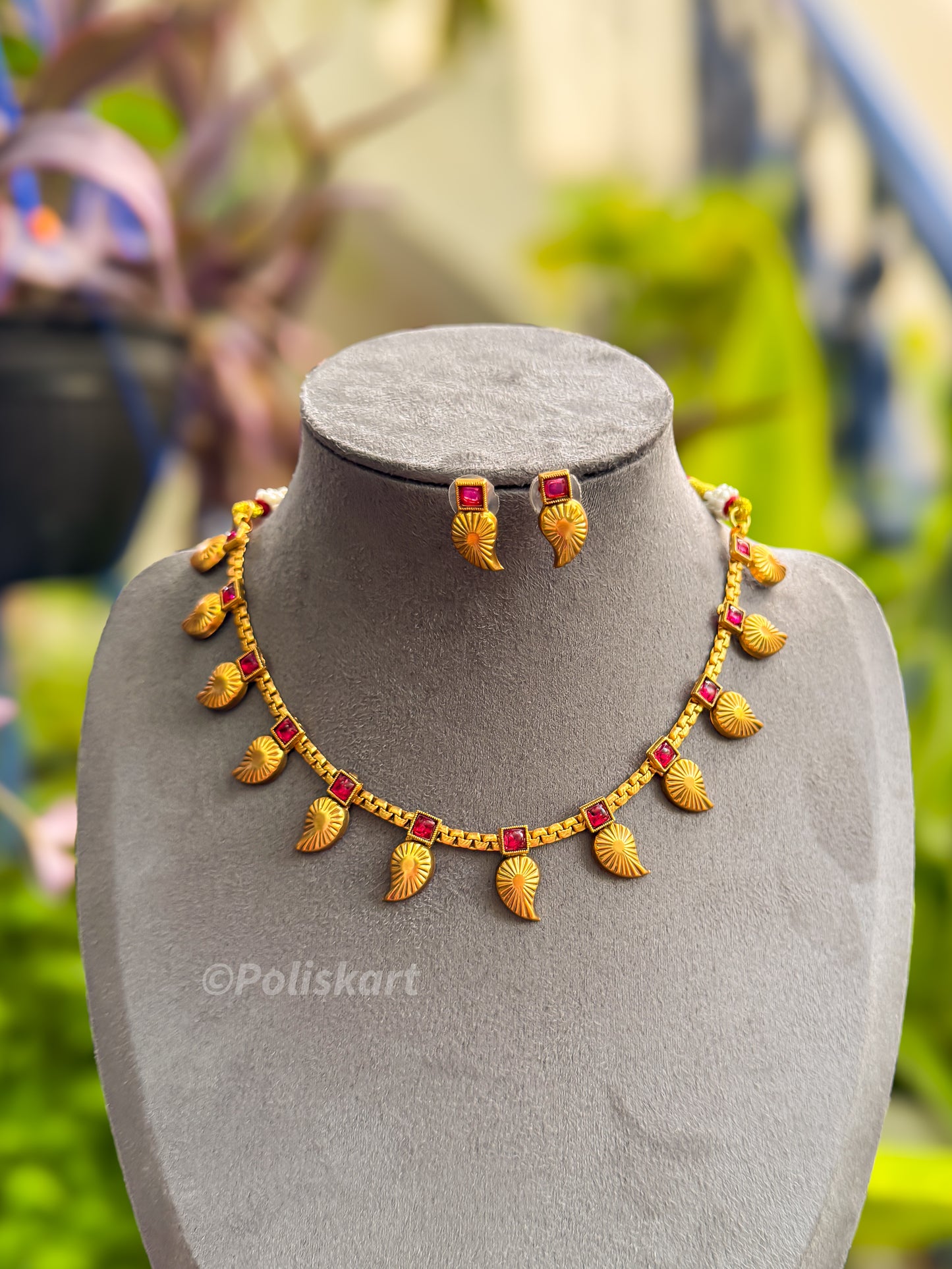 PK002 - Mango necklace with earing set