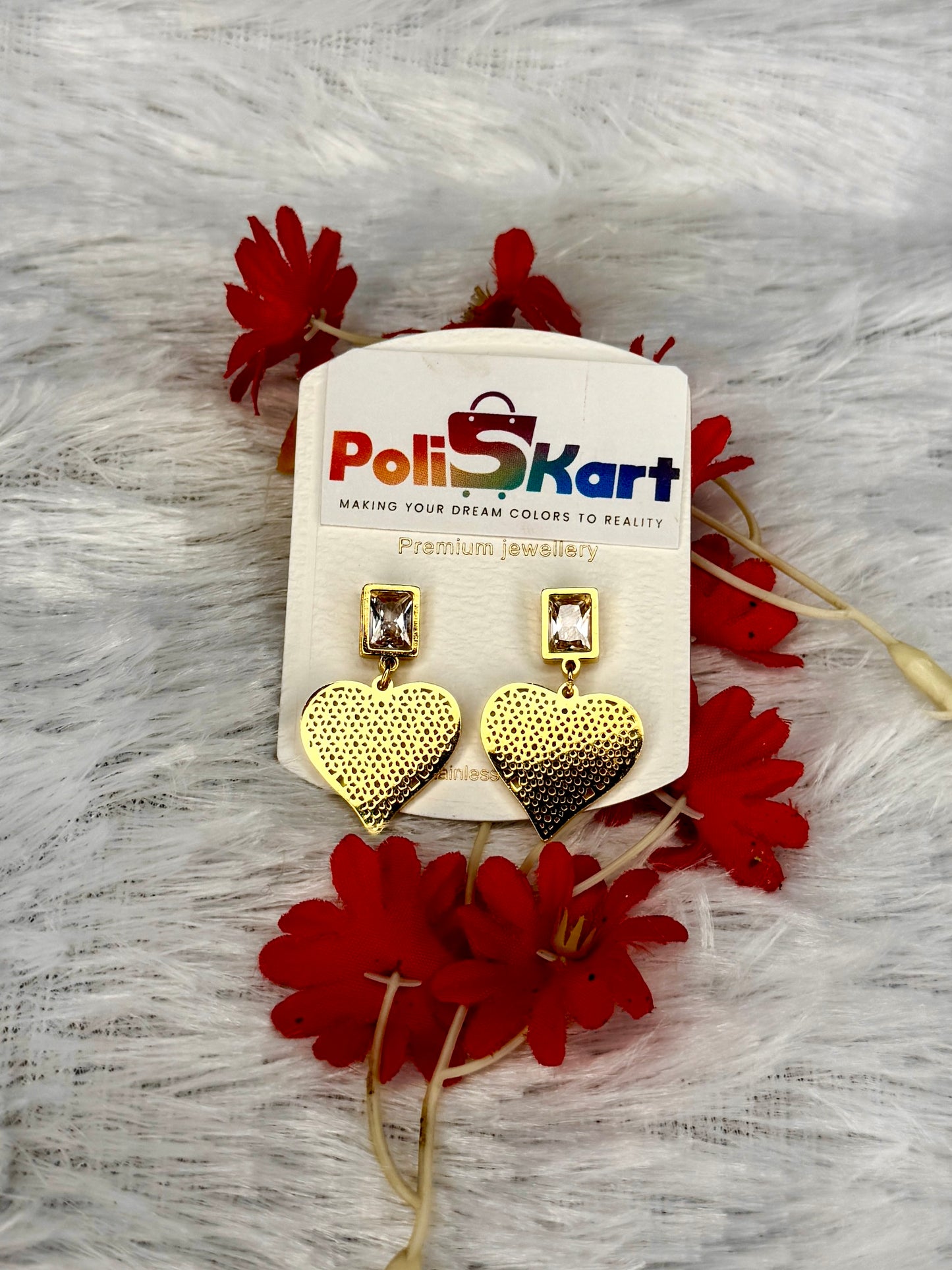 Heart with white stone earing set