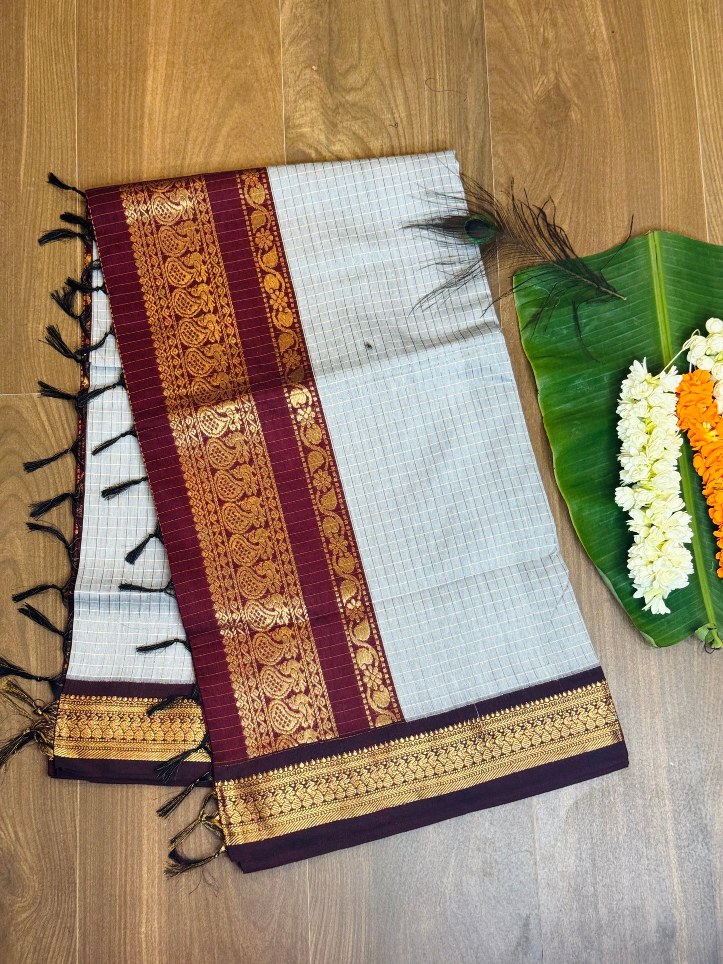PK037 - Pure Kalyani cotton saree - White with maroon color