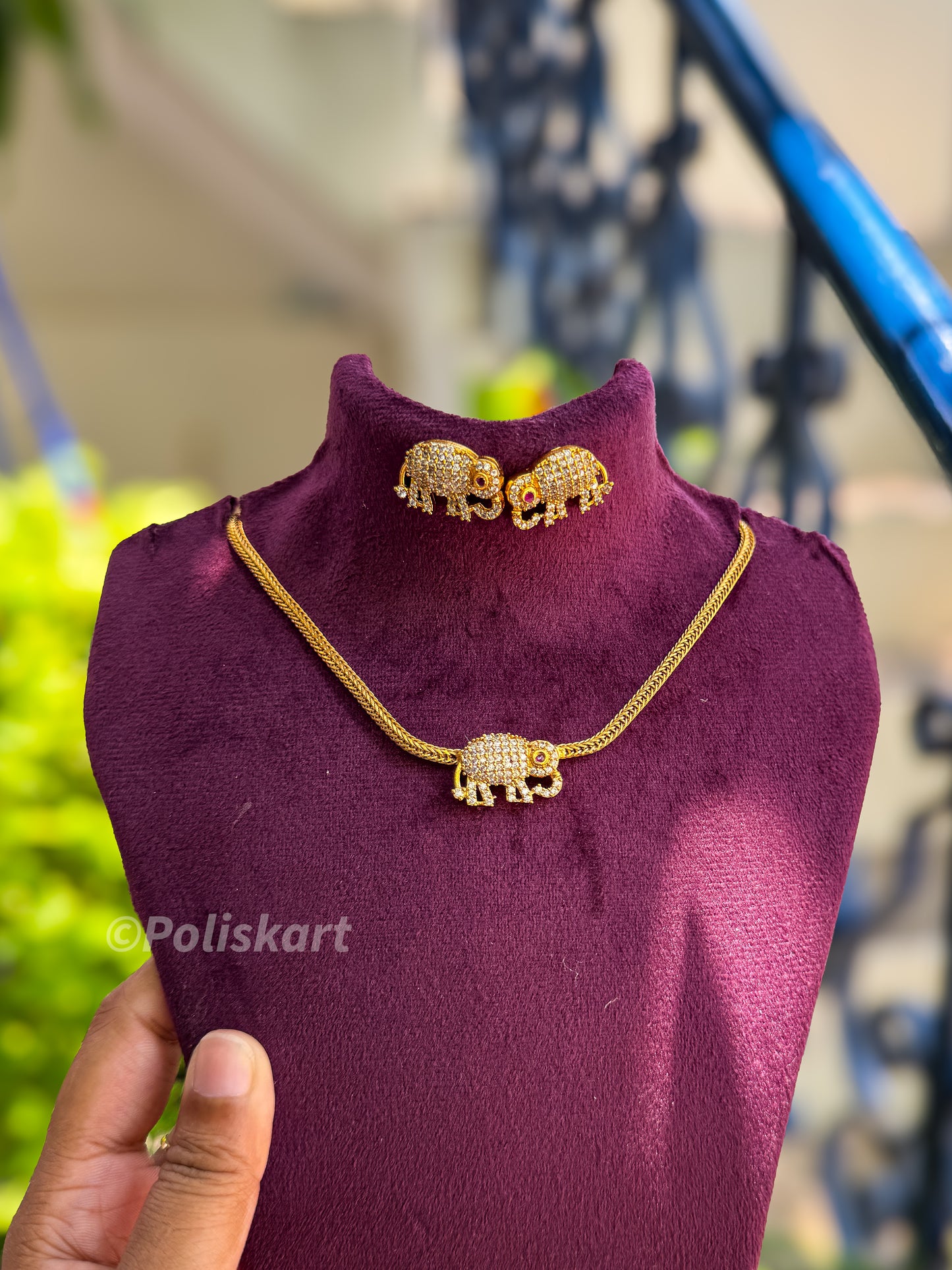 White stone elephant attigai with earing set