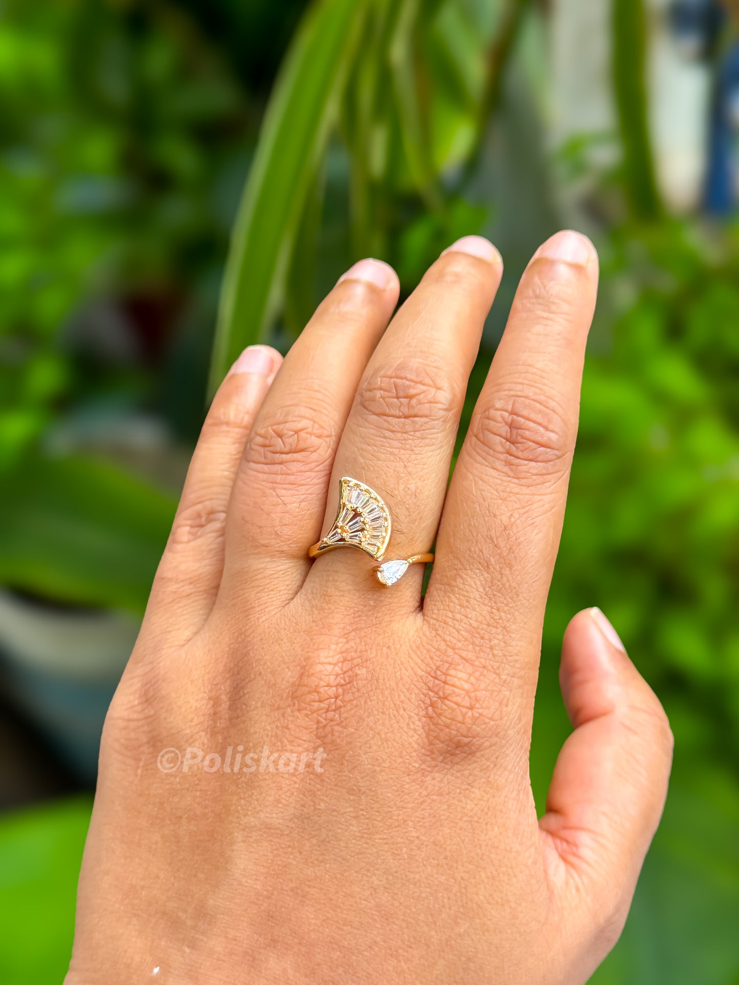 PK083 - Adjustable Anti tarnish ring - Petal design