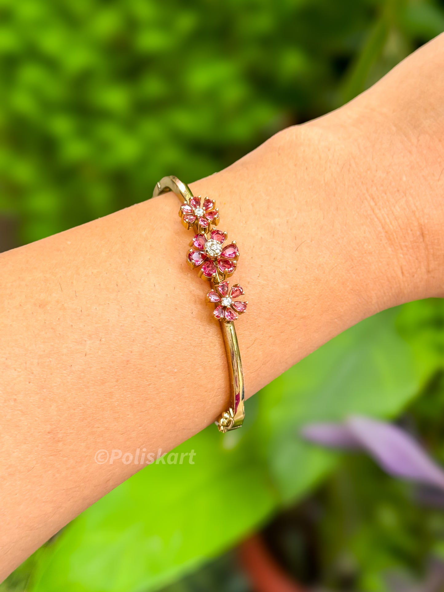 PK068 - Free size Bracelet bangle -  Ruby Flower  design