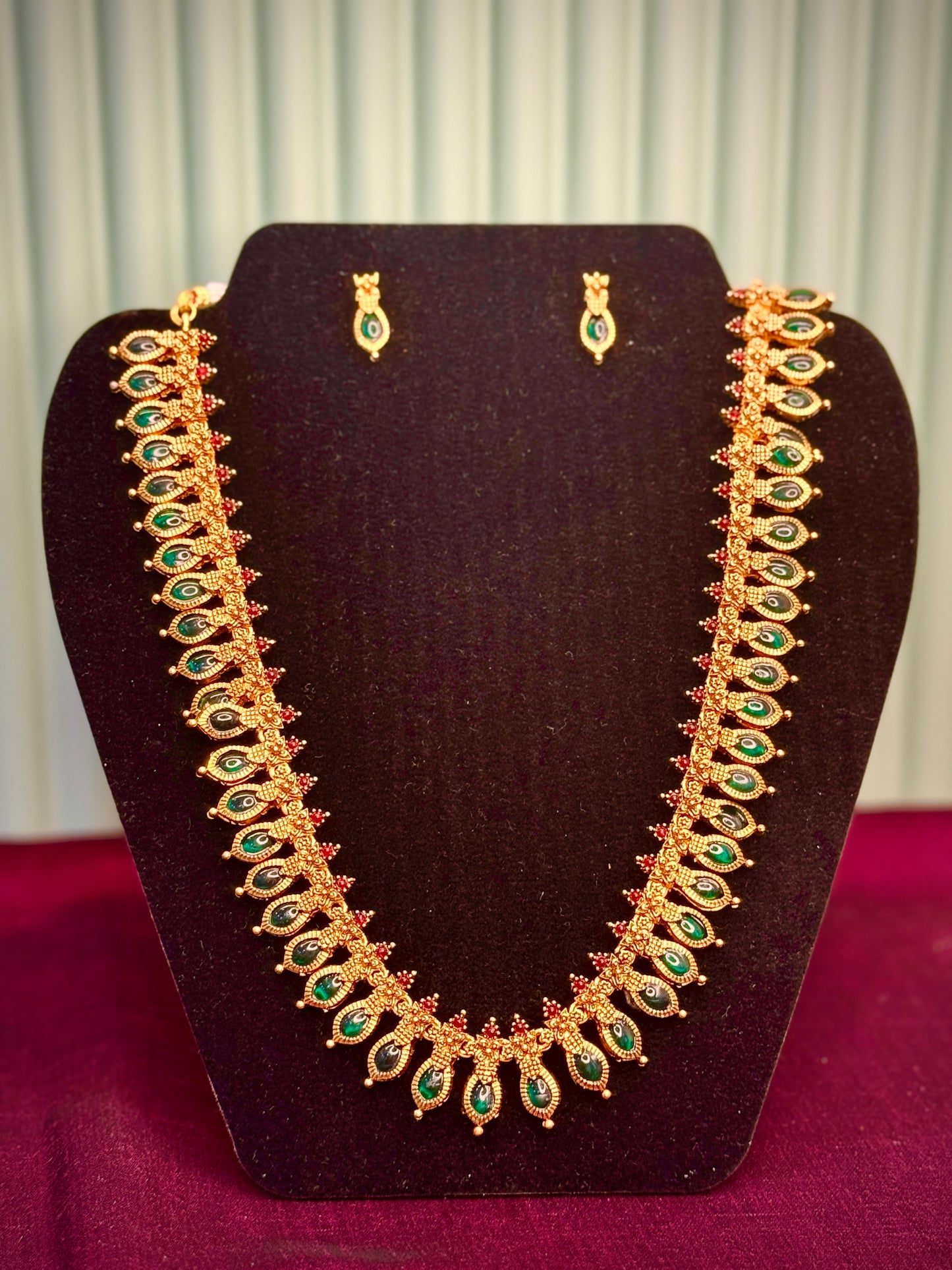 Antique Green Raindrop Harram with Earring