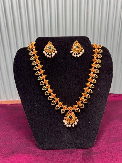 Kerala Palakka Styled Harram with Necklace